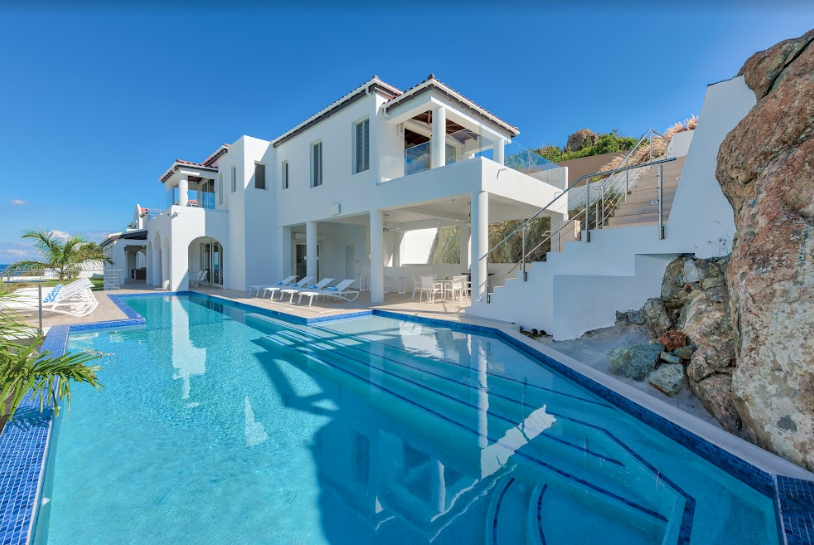 : A beautiful home for sale in St. Maarten