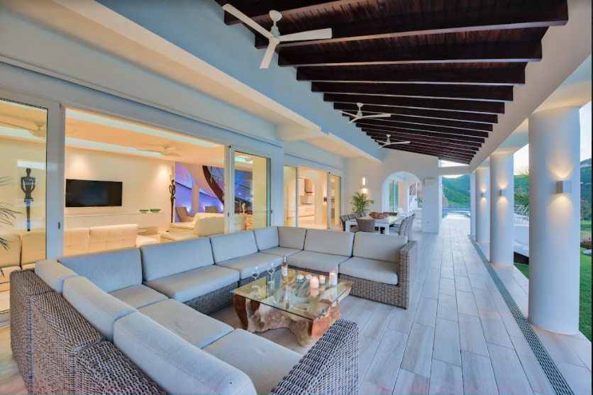 A gorgeous property for sale in St. Maarten 